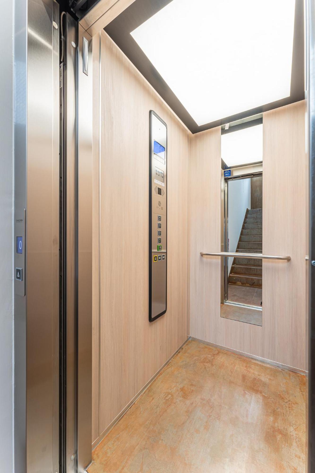 Cmdreams Platinium- Apartamentos Turisticos En El Centro De Merida Exterior photo